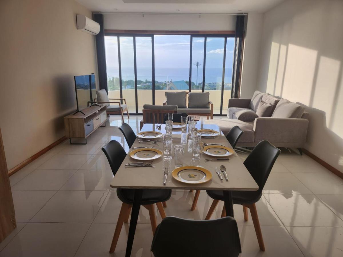 Seaview Luxury Appartment Flic en Flac Luaran gambar